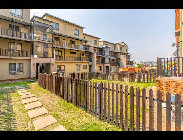 2 BEDROOM APARTMENT BLOCK FOR SALE IN NOORDWYK
